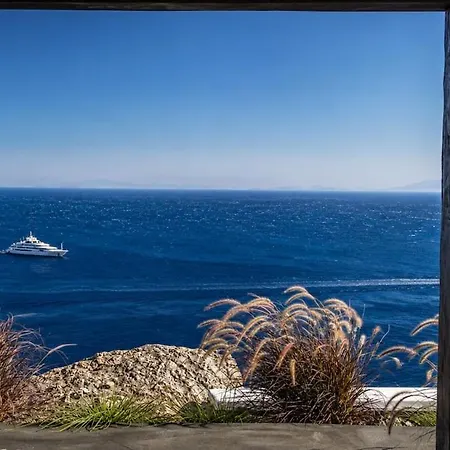 Zahra Mykonos